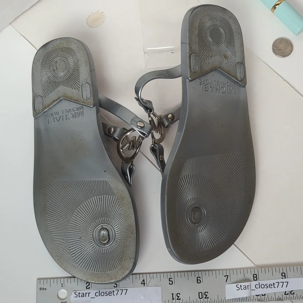 Michael Kors MK BUNDLE Charm Jelly PVC Flip Flops Sandals  Size 7